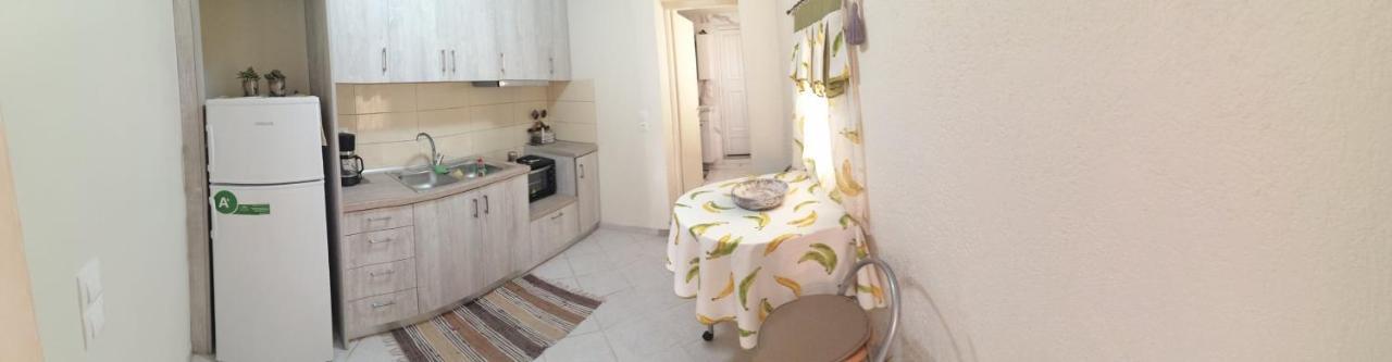 Apartamento Βυζαντινή Εκκλησία Ιάσων Και Σωσίπατρος 1500Μ.Χ. Anemomylos Exterior foto